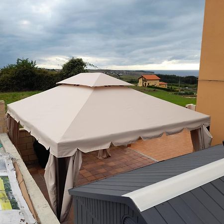 Con Vistas Al Mar Y Aparcamiento Gratis Suances Exterior foto