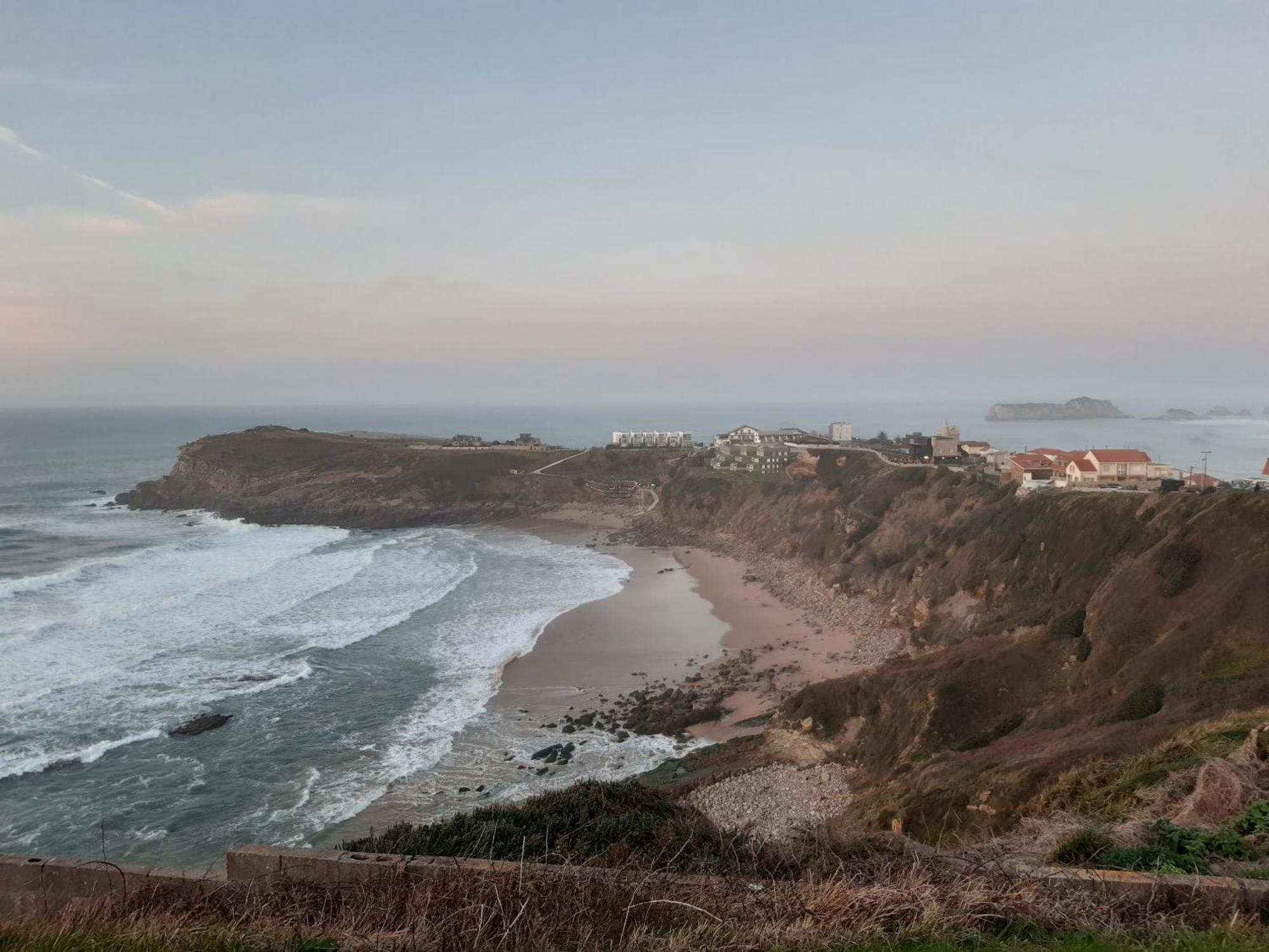 Con Vistas Al Mar Y Aparcamiento Gratis Suances Exterior foto